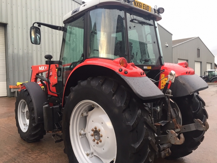 Massey Ferguson 5455