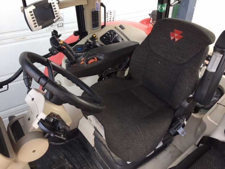 Massey Ferguson 7722S Exclusive