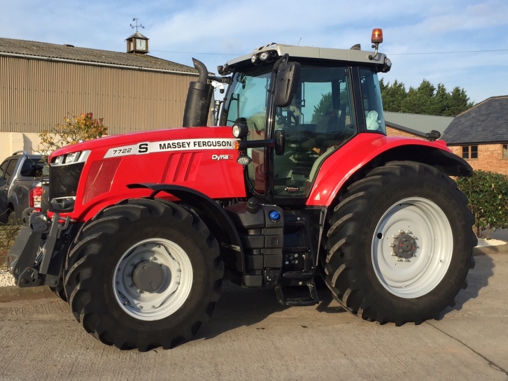 Massey Ferguson 7722S Exclusive