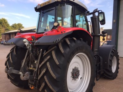 Massey Ferguson 7722S Exclusive