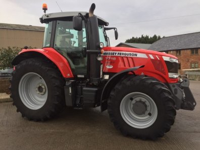 Massey Ferguson 7718 Dyna-VT Exclusive