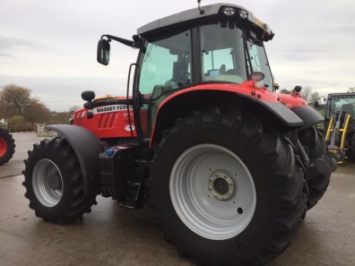 Massey Ferguson 7718 Dyna-VT Exclusive
