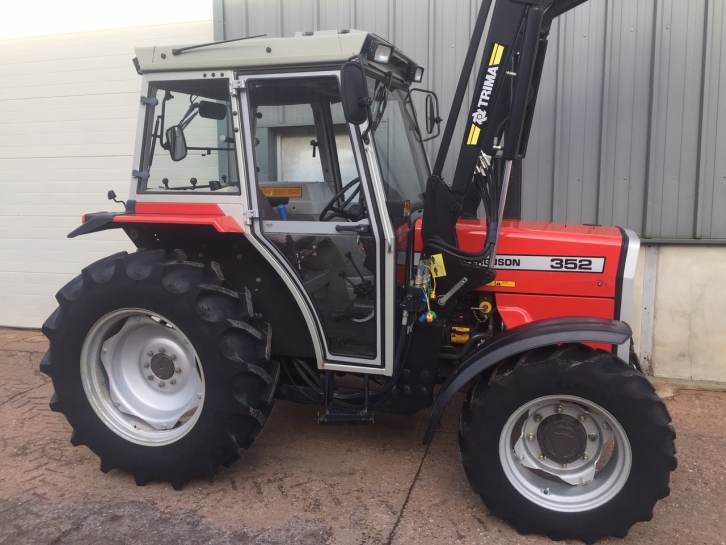 Massey Ferguson 352