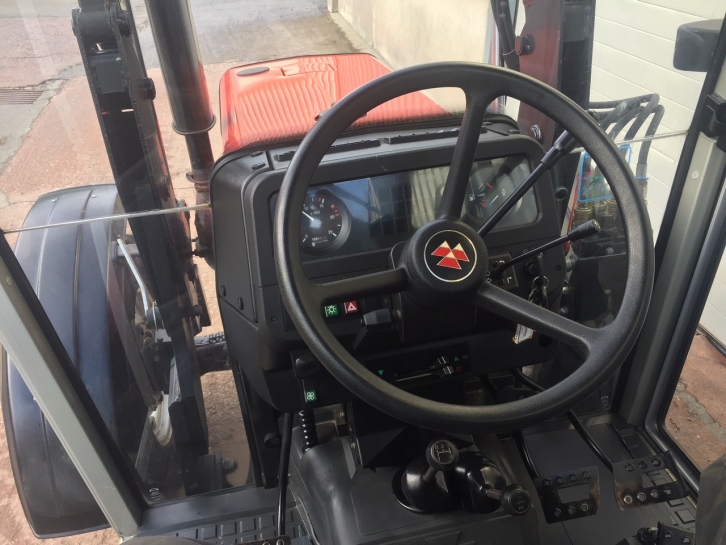 Massey Ferguson 352