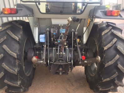 Massey Ferguson 352