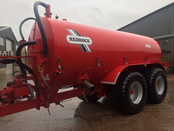 Redrock 3500 Gallon vacuum tanker