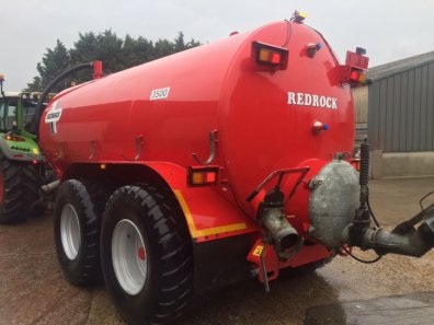 Redrock 3500 Gallon vacuum tanker