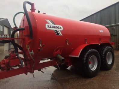 Redrock 3500 Gallon vacuum tanker