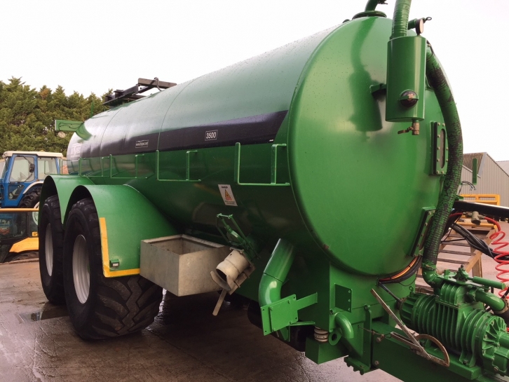 Hi-Spec TDR 3500 Gallon tanker