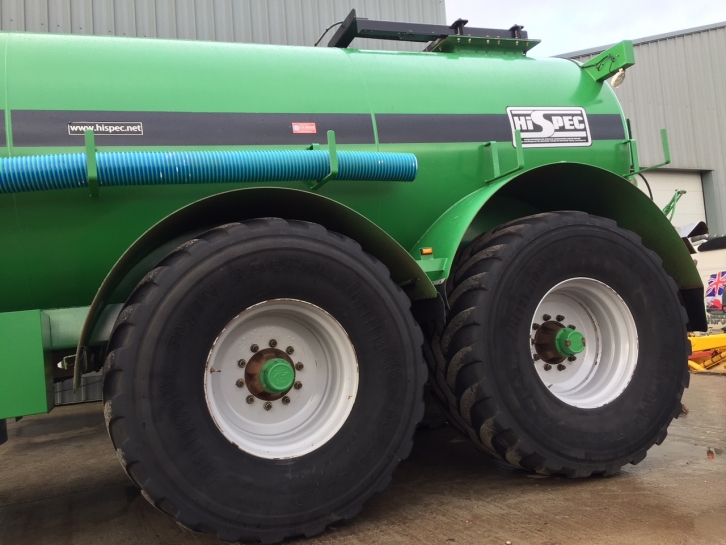 Hi-Spec TDR 3500 Gallon tanker