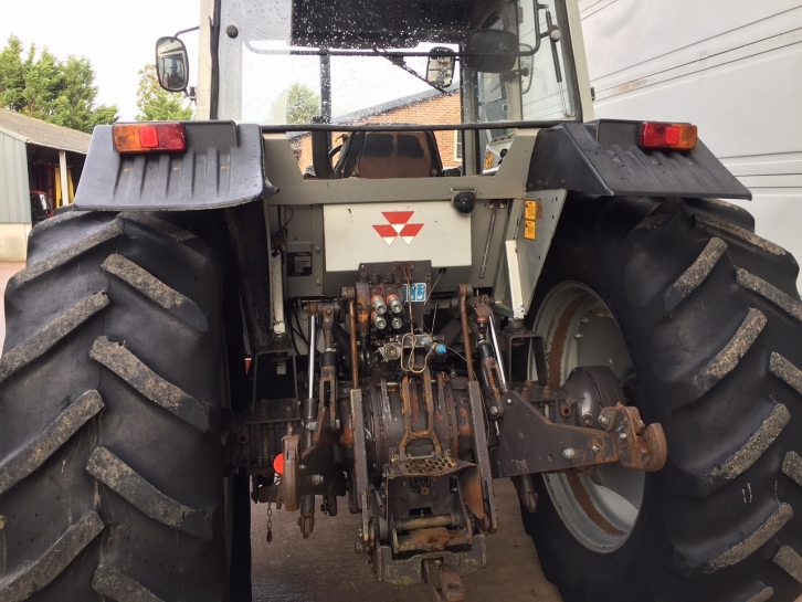 Massey Ferguson 399