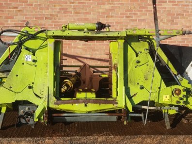 Claas Orbis 600 8 row maize header