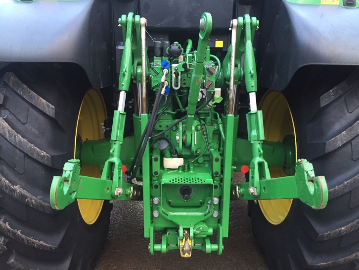 John Deere 6155M