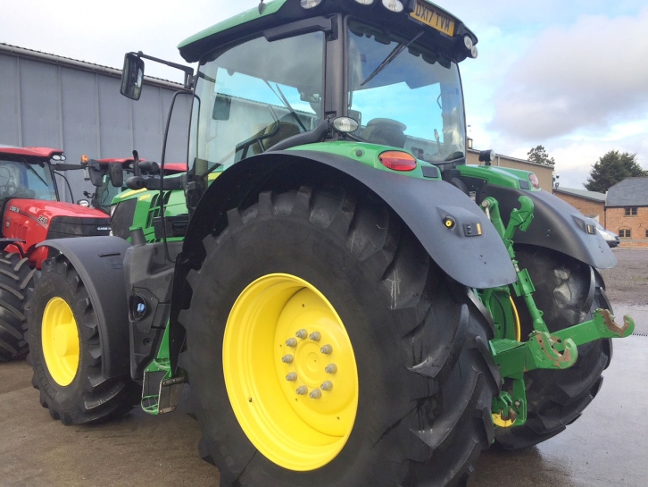 John Deere 6195R