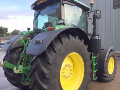 John Deere 6195R