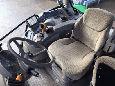 John Deere 6195R