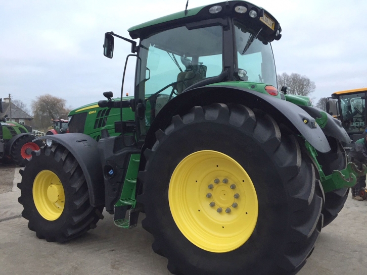 John Deere 6195R