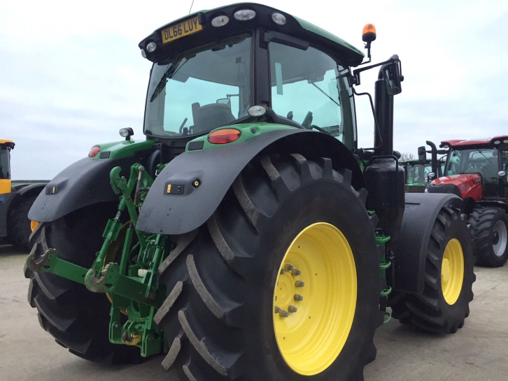 John Deere 6195R