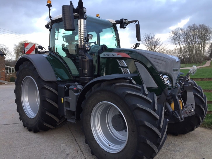 Fendt 724 Profi-Plus