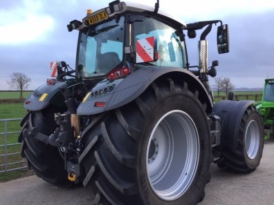 Fendt 724 Profi-Plus