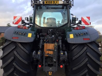 Fendt 724 Profi-Plus