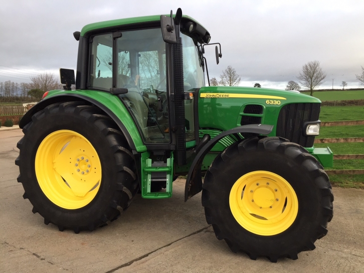 John Deere 6330 Standard