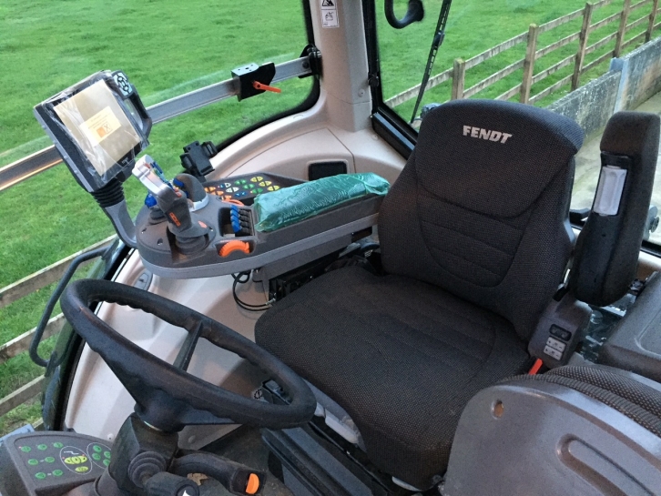 Fendt 828 Profi-Plus