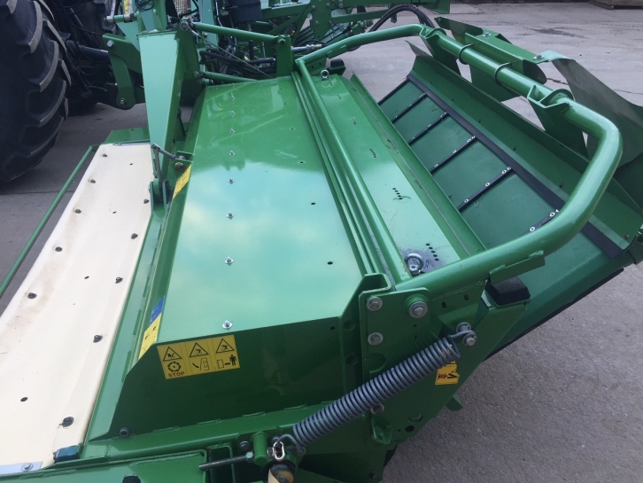 Krone Easy Cut 9140 CV Collect butterfly mowers