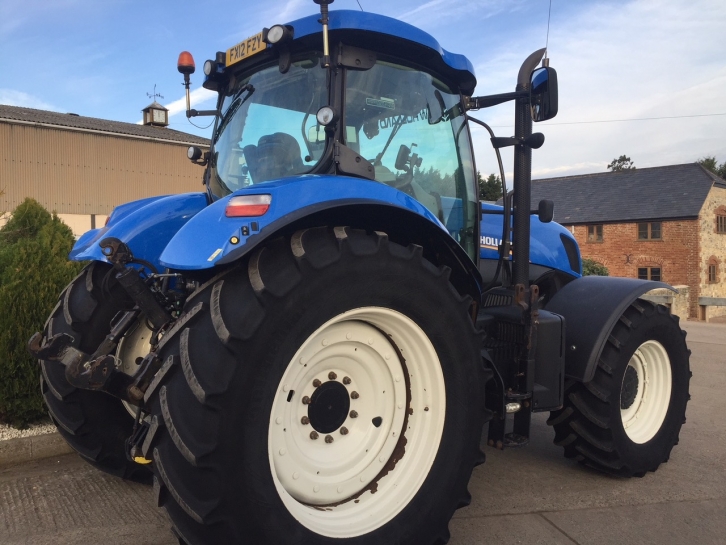 New Holland T7.250