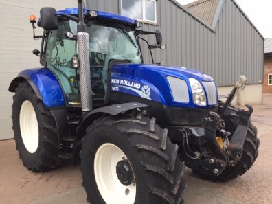 New Holland T6070
