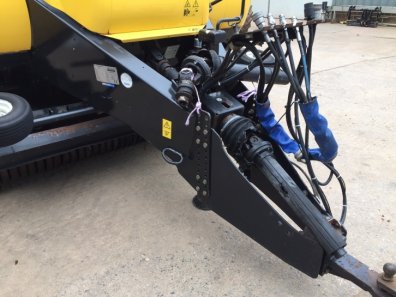 New Holland BB980 120x90 baler