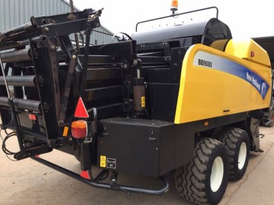 New Holland BB980 120x90 baler