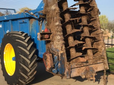 Bunning Lowlander MK4 120 dung spreader