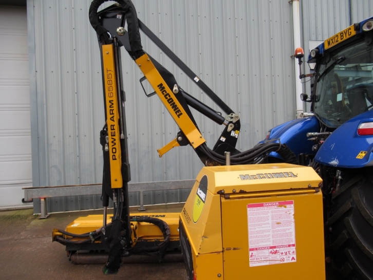 McConnel PA 6585T hedge trimmer