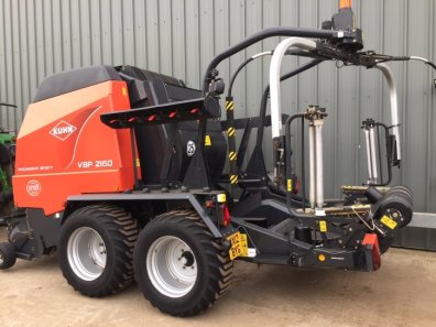 Kuhn VBP 2160 round baler wrapper