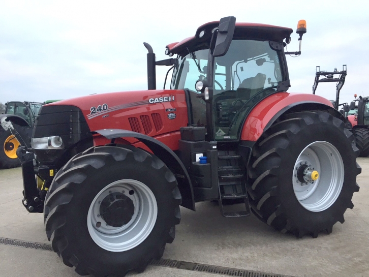 Case CVX 240