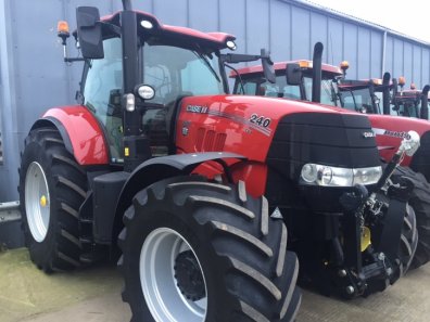 Case CVX 240