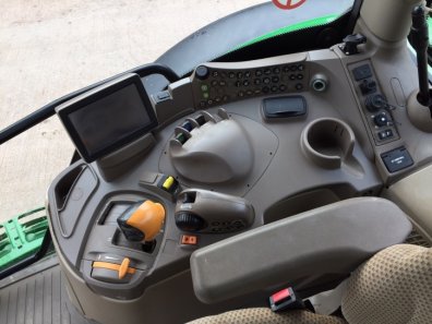 John Deere 6175R