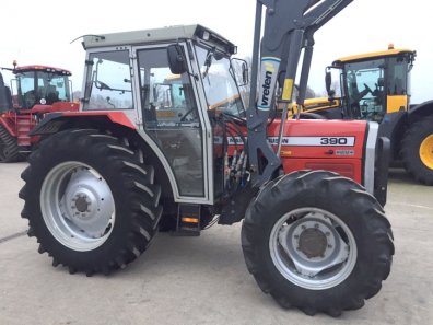 Massey Ferguson 390