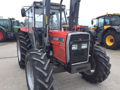 Massey Ferguson 390