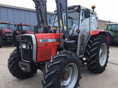 Massey Ferguson 390