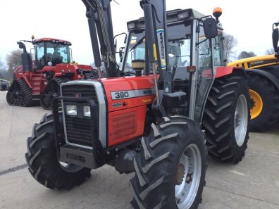 Massey Ferguson 390