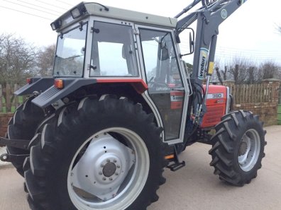 Massey Ferguson 390