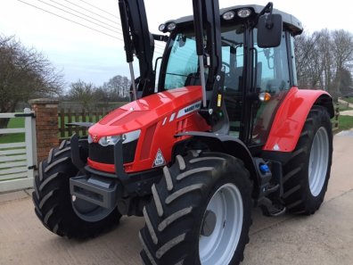 Massey Ferguson 5612