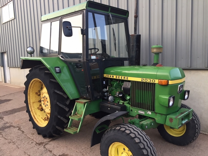 John Deere 2030