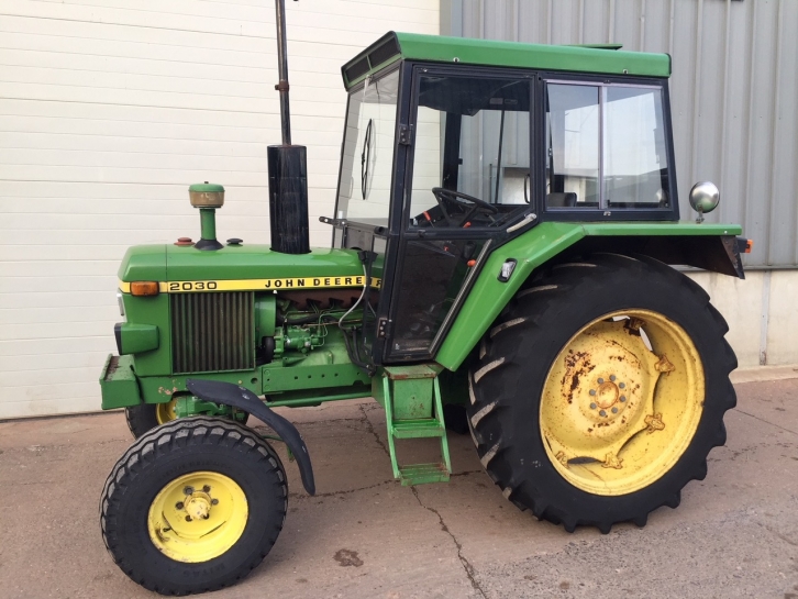 John Deere 2030
