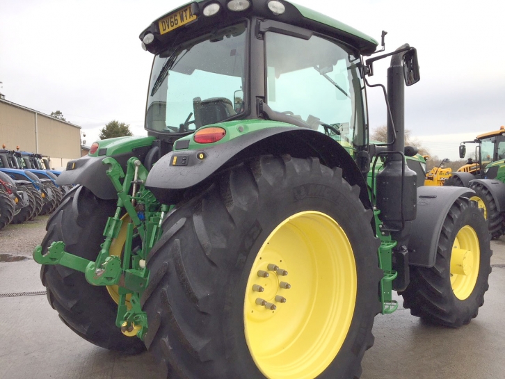 John Deere 6155R
