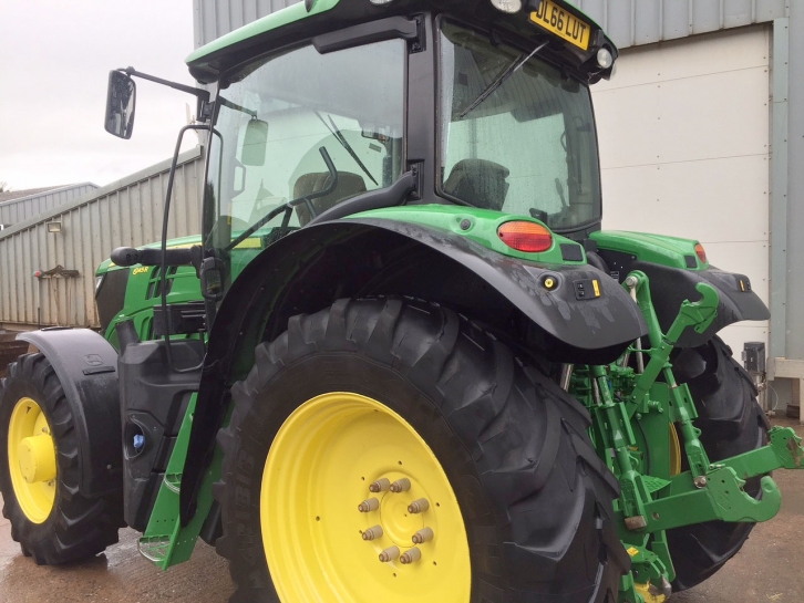John Deere 6145R