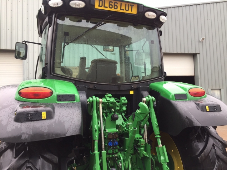 John Deere 6145R
