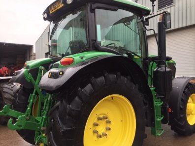 John Deere 6145R